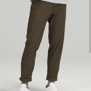 Lululemon Commission Classic Fit Pant 32” (32 inch) Warpstreme 31 Waist olive
